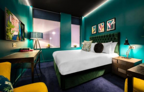  Hux Hotel, Kensington  Лондон